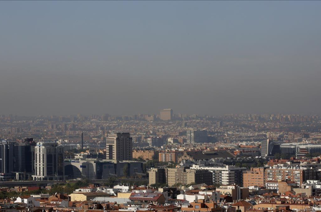 Madrid, en una mañana con los niveles de contaminación elevados