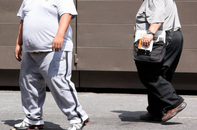 La obesidad se ha convertido en una preocupación importante para la salud por las repercusiones que tiene a la hora de desarrollar otras dolencias. ÁLEX CRUZ