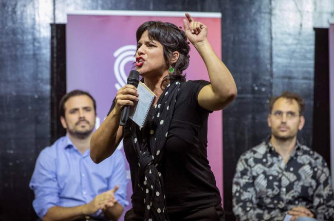 Teresa Rodríguez, de adelante Andalucía, durante un discurso. EFE