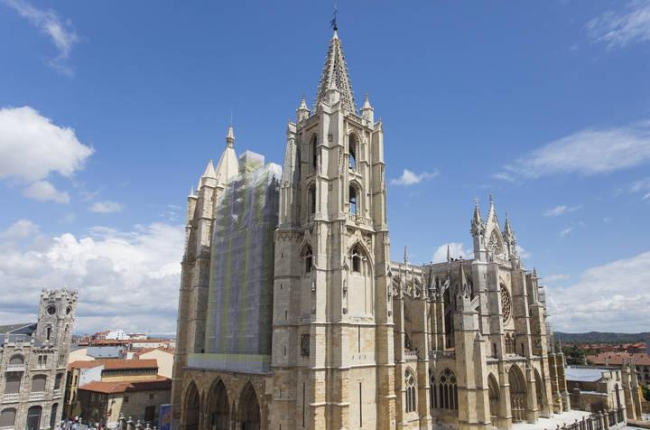 Vista exterior de la Catedral de León
