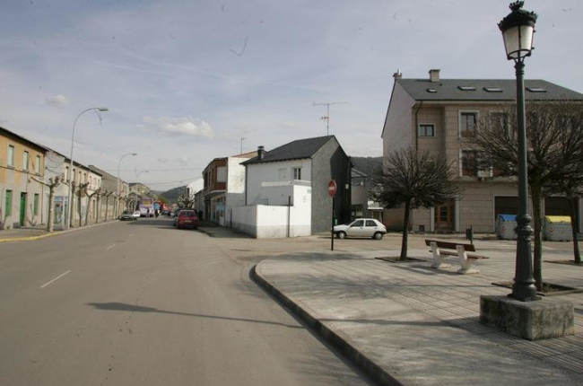 Imagen del barrio ponferradino de La Placa donde ha tocado la lotería. L. DE LA MATA