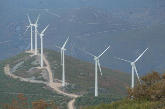 En la comarca del Bierzo hay en desarrollo proyectos que suman 422 megavatios. L. DE  LA MATA