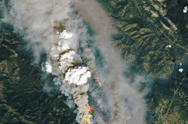 Imagen de satélite de los incendios desatados por el calor en Canadá. NASA HANDOUT