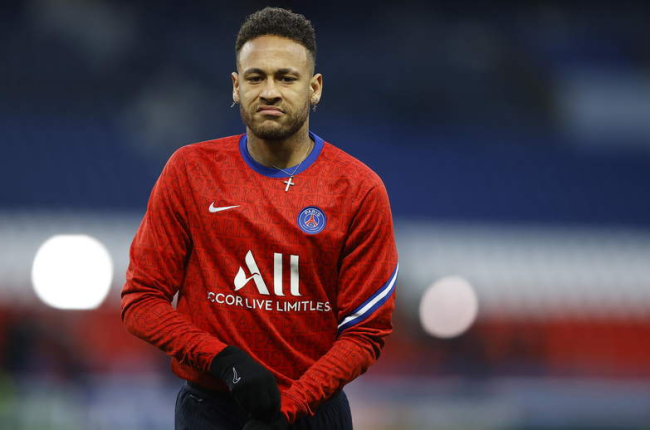 Neymar quiere volver a vestir la elástica azulgrana. IAN LANGSDON