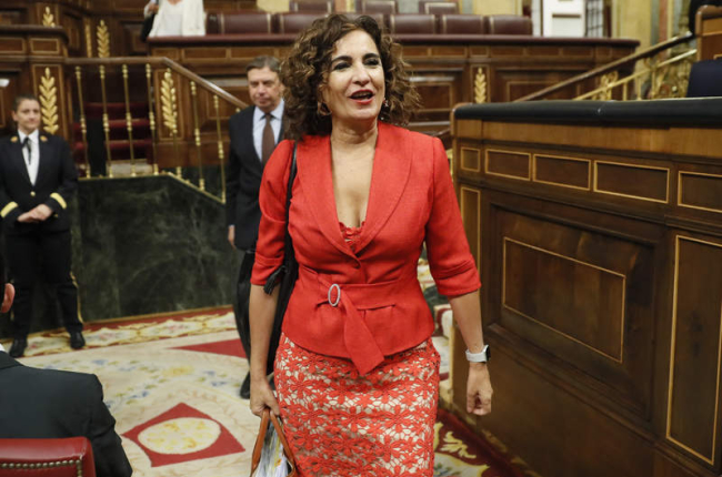 La ministra de Hacienda, María Jesús Montero, ayer en el Congreso. MARISCAL