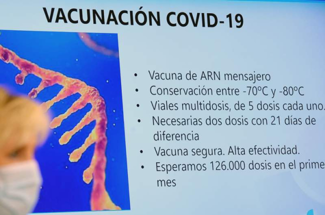 La consejera de Sanidad, Verónica Casado, presenta el plan de vacunación. NACHO GALLEGO