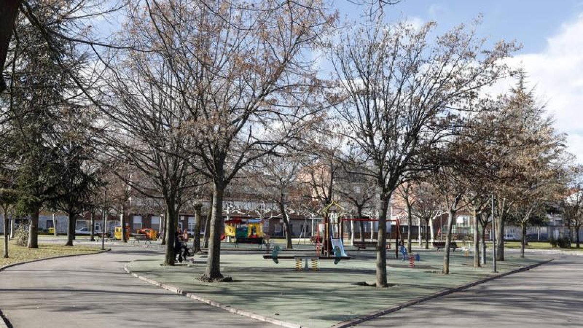 El municipio de Valverde de la Virgen celebra las fiestas navideñas de forma especial, con un gran número de actividades lúdicas y culturales que concluyen este sábado con la tradicional cabalgata de Reyes.