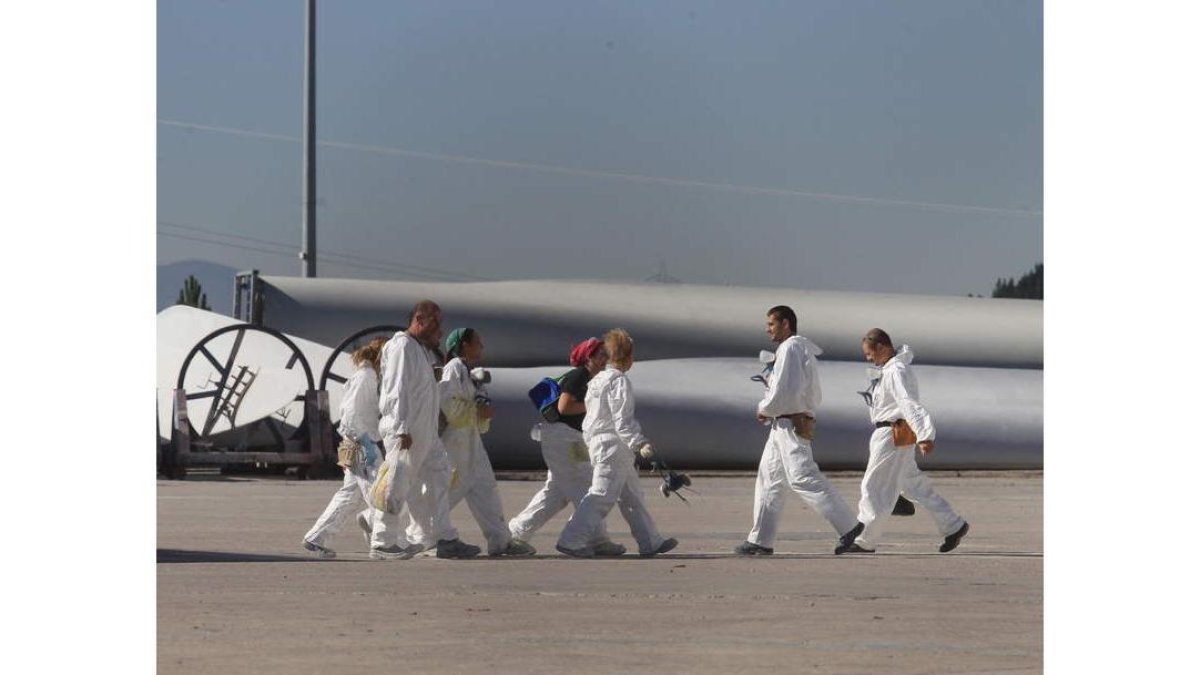Trabajadores de LM en una imagen de archivo.