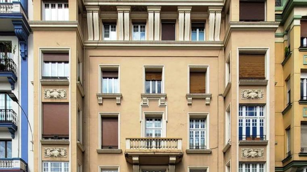 C/ Ramón y Cajal, número 3.  OVIDIO PRIETO, 2023