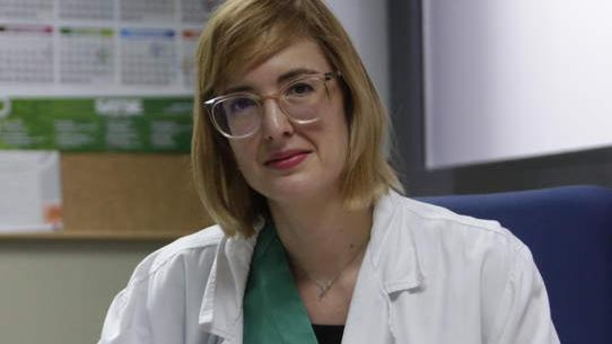 Elia SSamaniego, jefa de Dermatología del Hospital de León.