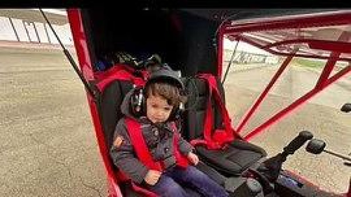 Vídeo:  Aeródromo de Los Oteros.