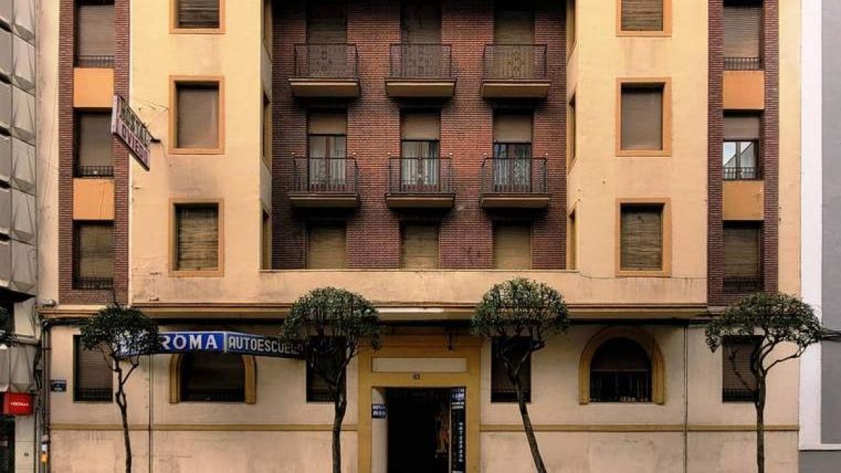 Avda. de Roma, número 26.  OVIDIO PRIETO, 2022