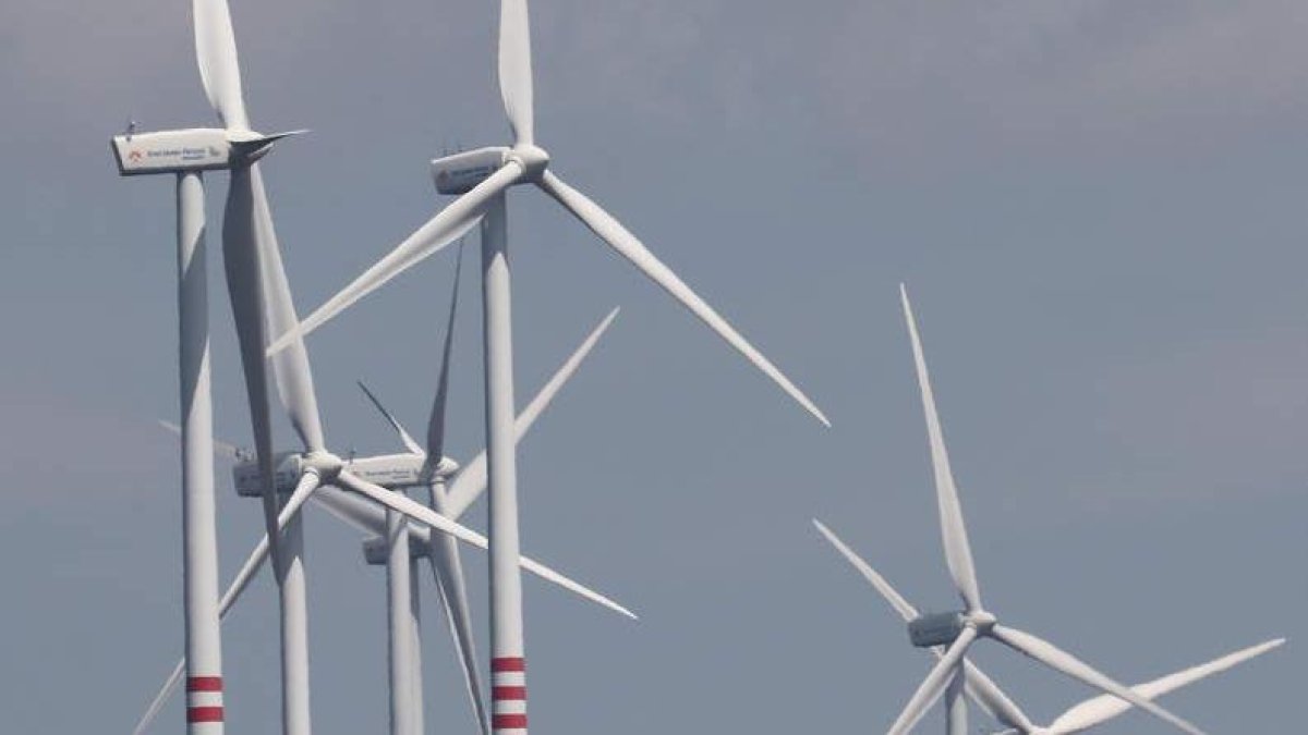 Torres eólicas en una imagen de arachivo