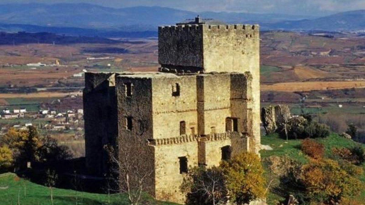 Imagen de archivo del Castillo de Corullón.