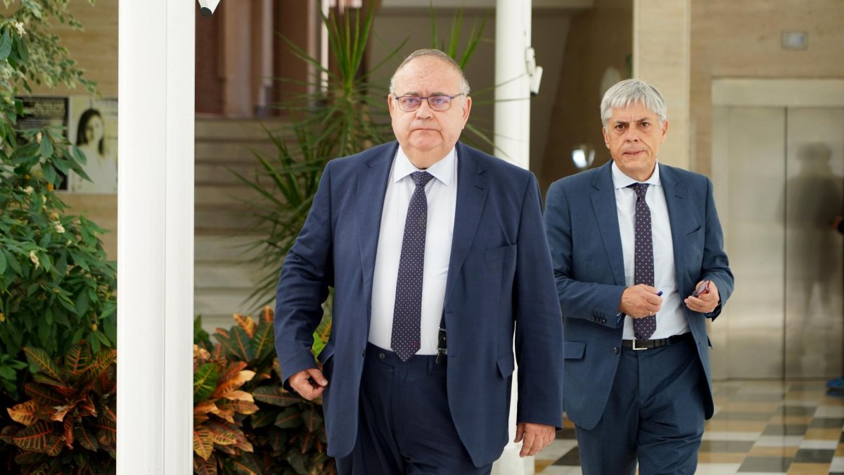 El consejero de Sanidad, Alejandro Vázquez.