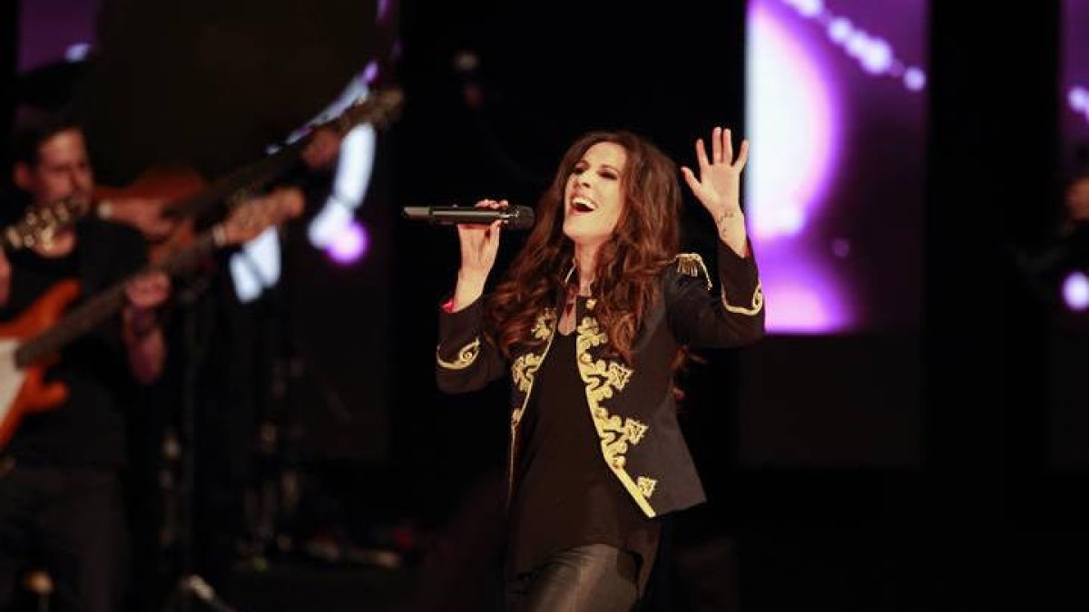 La cantante Malú durante una actuación.