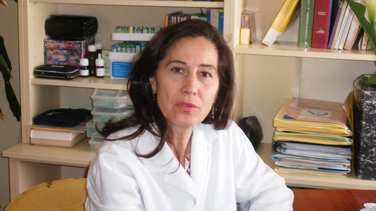 Eva Moratinos, médica jubilada.