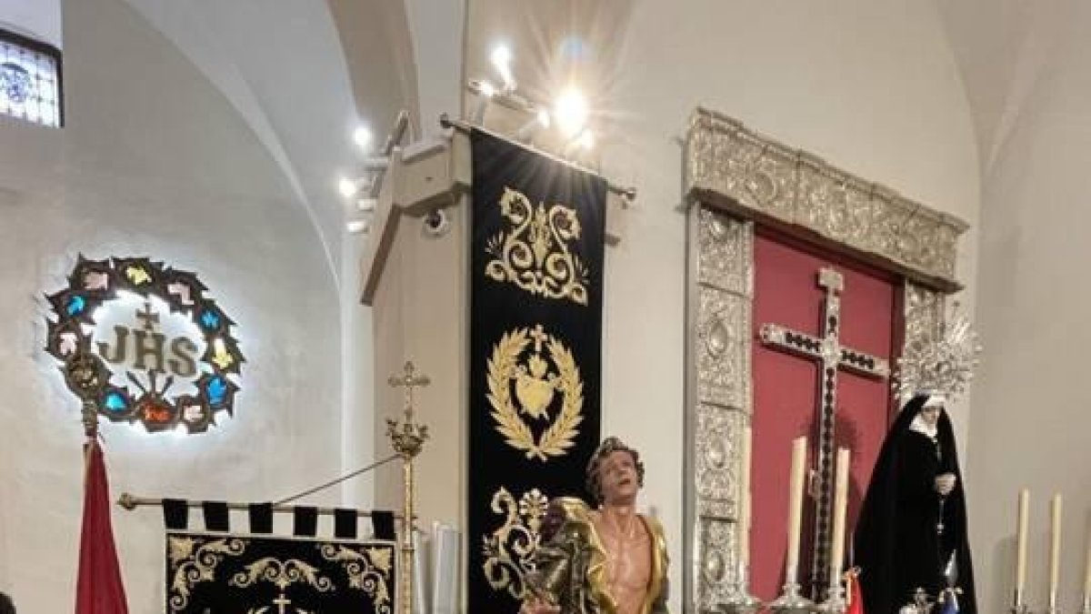Imagen de San Juan, de la cofradía de Angustias y Soledad.