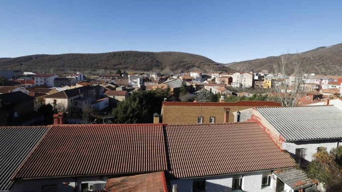 Vista de la localidad de Cistierna.
