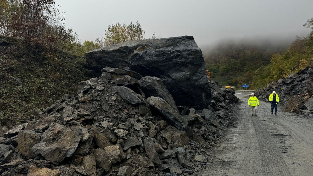 Primeros pasos para la apertura de la autopista entre León y Asturias.