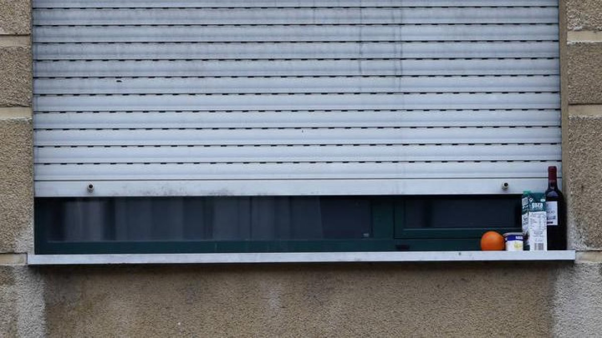 Comida en la venta de una vivienda para conservarse con el frío.