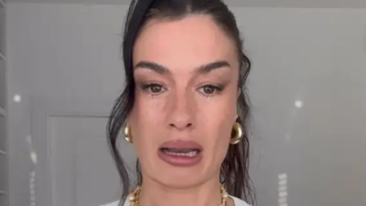 La influencer Madame de Rosa emite un comunicado sobre su situación a través de varios vídeos publicados en redes sociales.