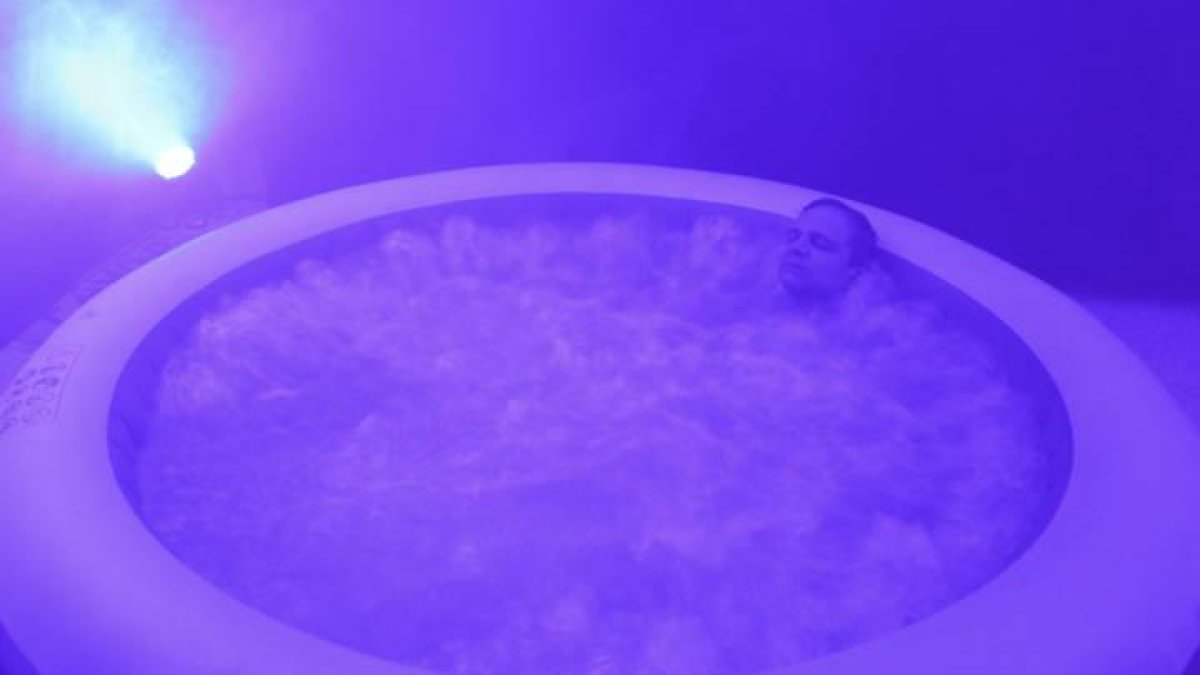 El Teatro Principal de Zamora sustituye la butaca por un jacuzzi para