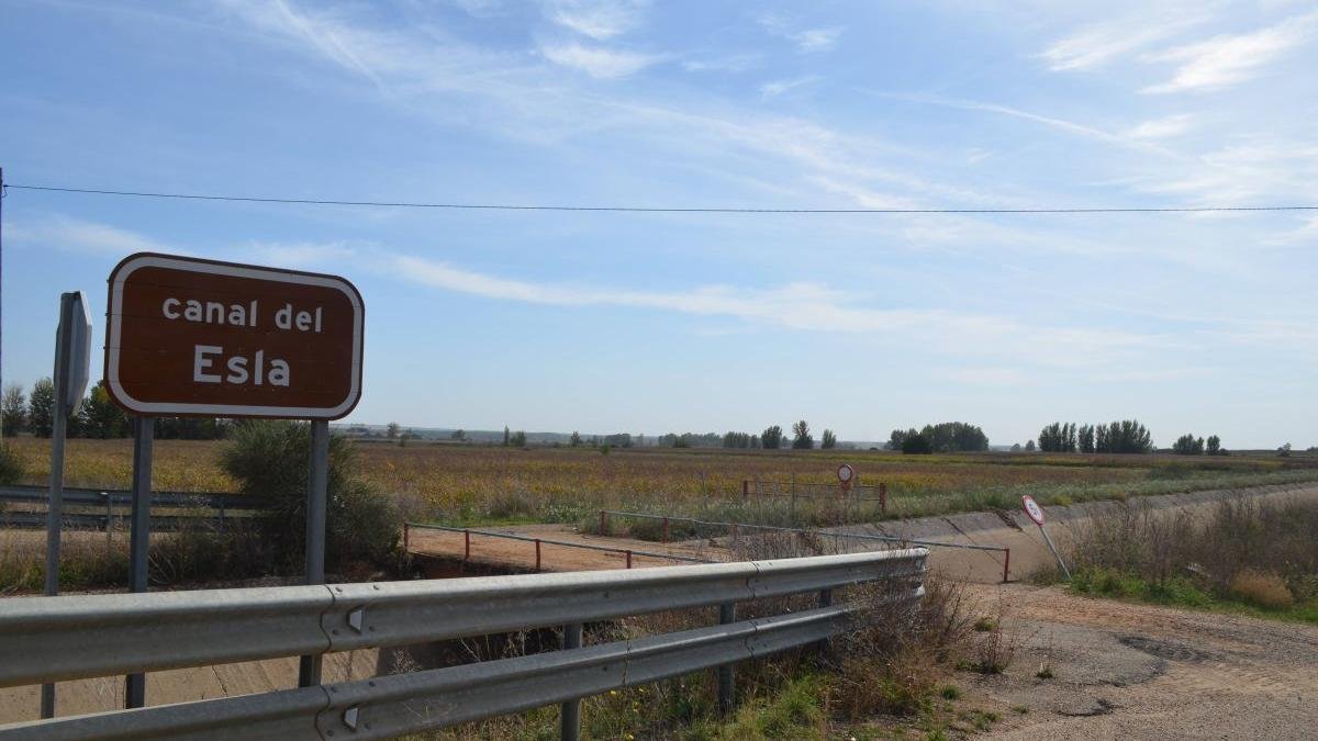 La modernización del Canal del Esla es uno de los nuevos proyectos de regadío. DL