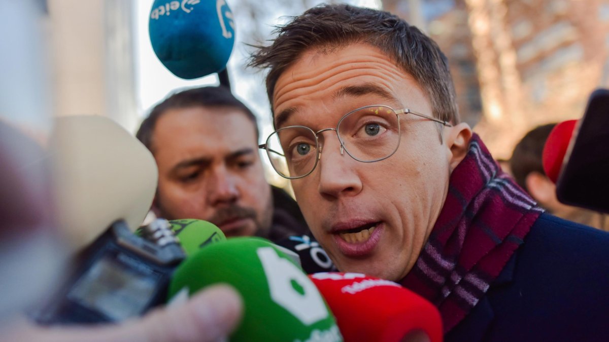 El ex portavoz de Sumar en el Congreso Iñigo Errejón llega a declarar a los juzgados de Plaza de Castilla.