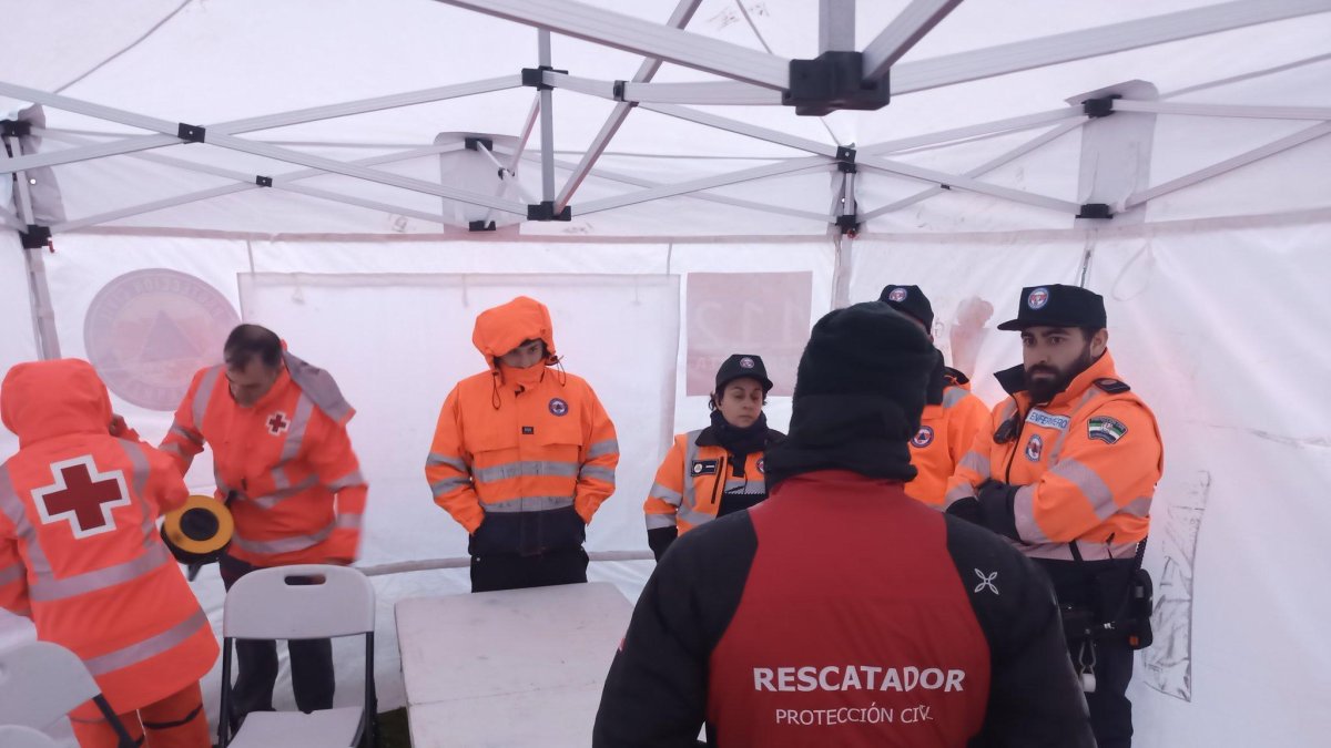 Dispositivo de búsqueda para encontrar al guardia civil desaparecido desde el miércoles