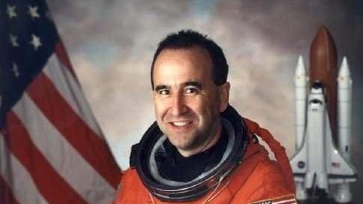 Caldeiro, en su fotografía oficial de la Nasa.