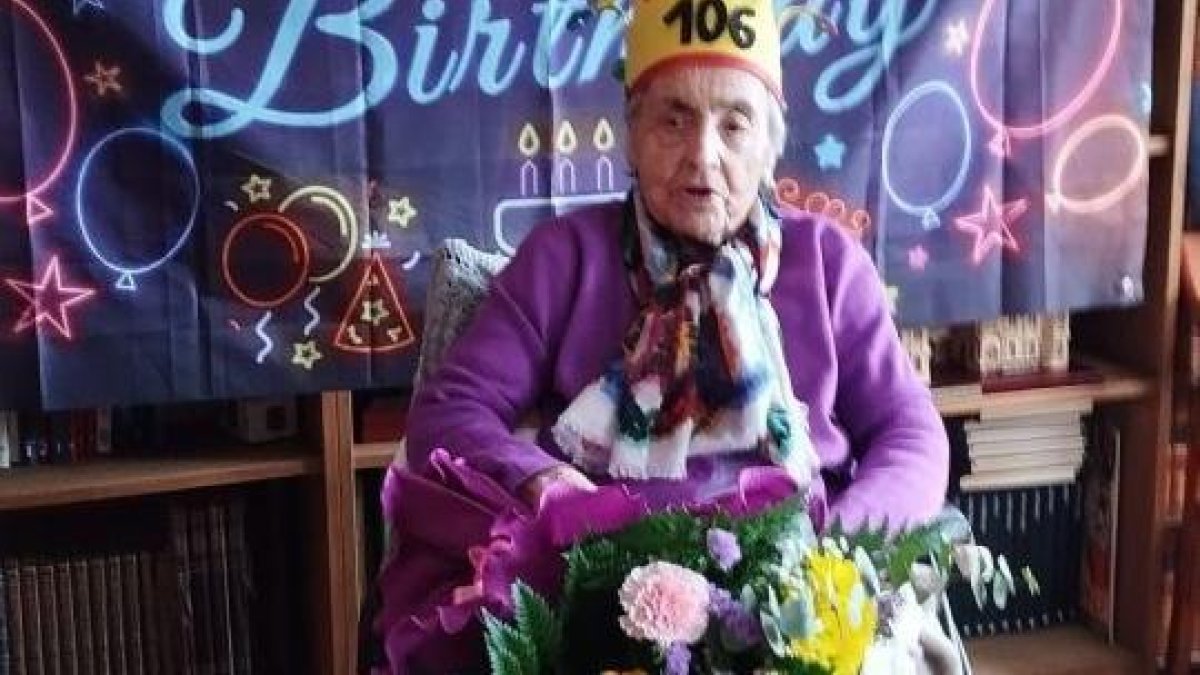 Josefacelebra su cumpleaños.