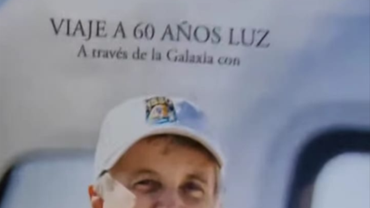 Foto de Jesús Calleja con la temática de su 60 cumpleaños.