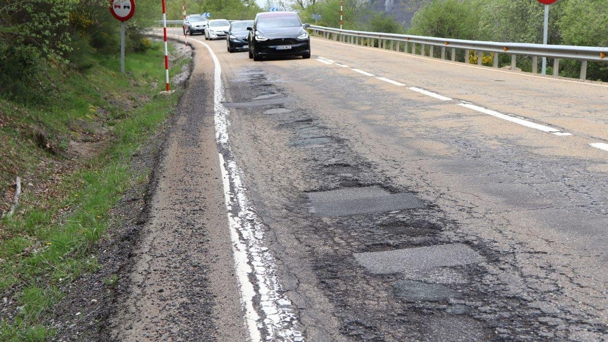 Uno de los tramos más deteriorados entre la presa del pantano y Horcadas.