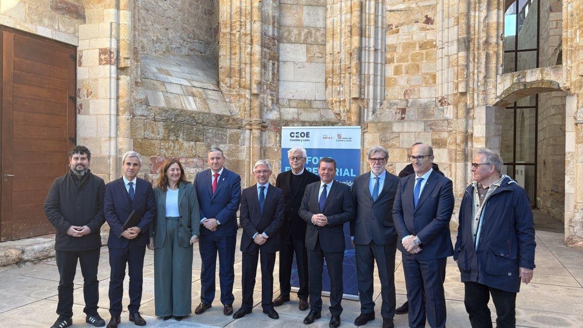 Representantes de la Junta y de la Comisión de Desarrollo del Norte de Portugal.