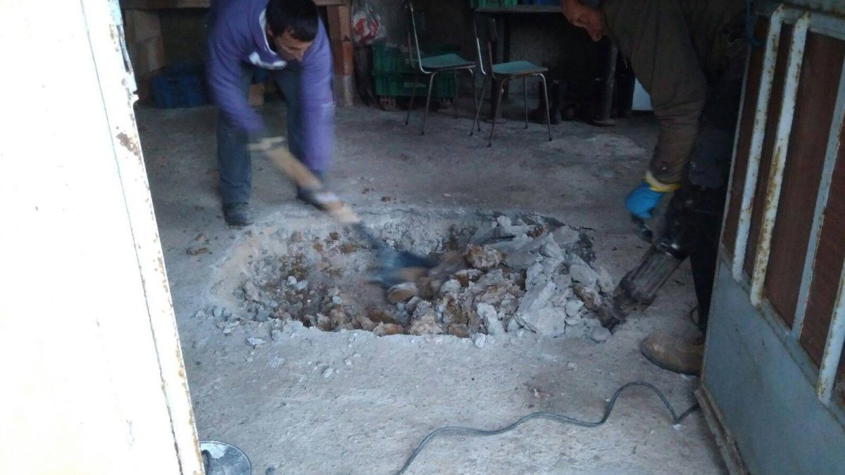 La búsqueda infructuosa de posibles restos de Mari Trini y su bebé en 2018 en Berbes.