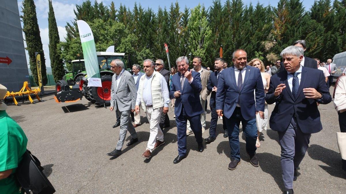 Carracedelo abre hasta el domingo su gran escaparate agroalimentario
