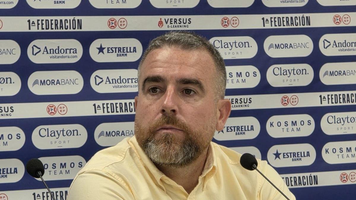 Javi Rey busca otro ascenso, en este caso al fútbol profesional.