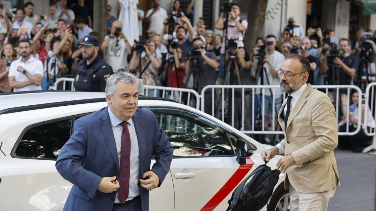 El ex secretario de organización del PSOE Santos Cerdán a su llegada al TS.