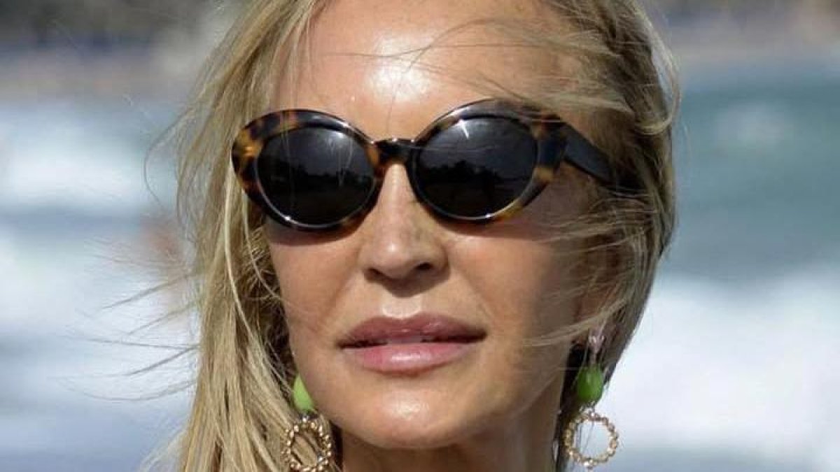 Carmen Lomana disfruta de sus vacaciones: