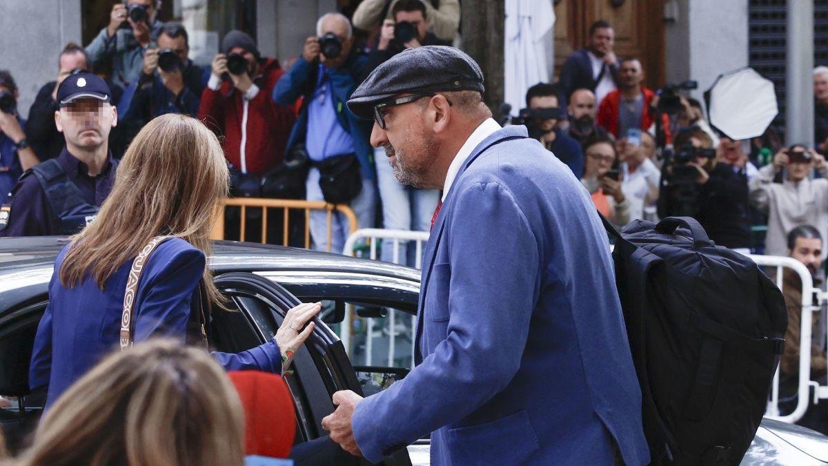 Koldo García sale del Supremo ayer, tras declarar.