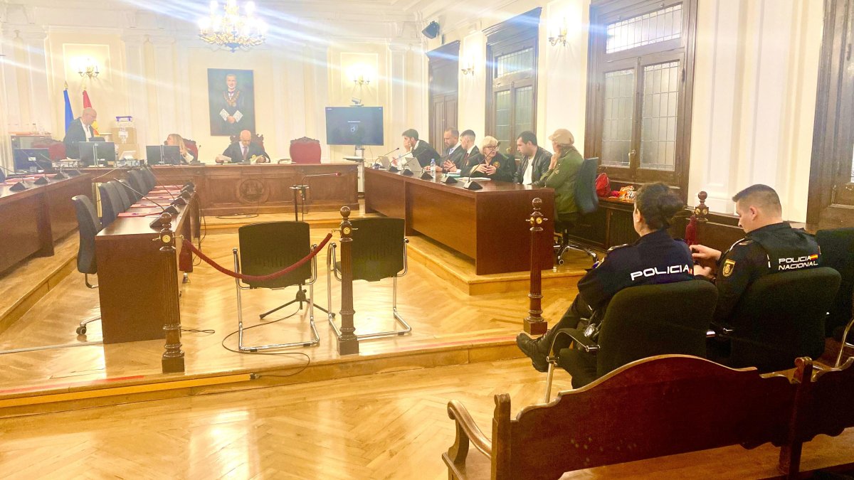 Vista de la sala al inicio de la sesión