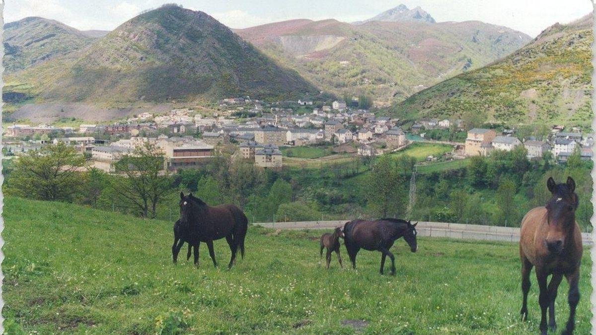Vista de una zona de Laciana con su riqueza natural y paisajística.