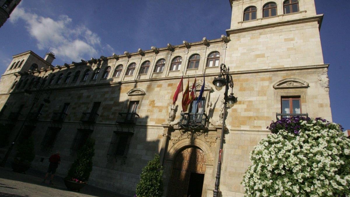 Palacio de los Guzmanes, sede de la Diputación de León.