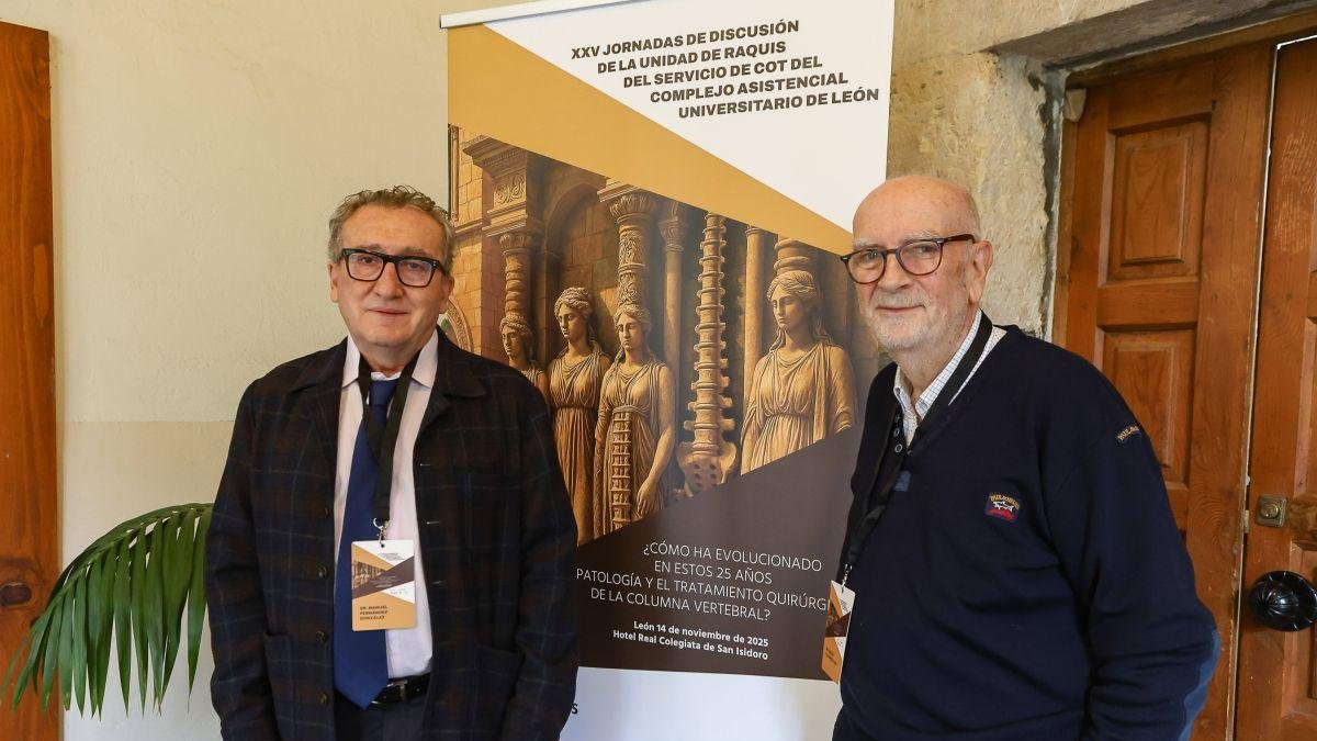 Manuel Fernández y Carlos Villanueva, durante la celebración de las jornadas de Raquis en León.