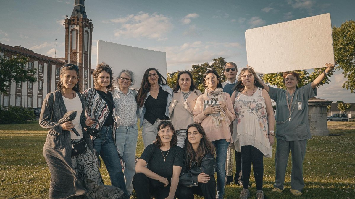 Soraya Ramos Gómez, Joana García Rodríguez, Ana María Senén Blanco, Mª Anunciación Valladares Ferreras, María Elena Rodríguez Barriocanal, Paula Lobejón, Silvia García García, María Luz García Fernández, Lorenzo García Jimeno, Nieves Sal Suárez y con la participación especial de la actriz y productora leonesa Chiti Abraira.