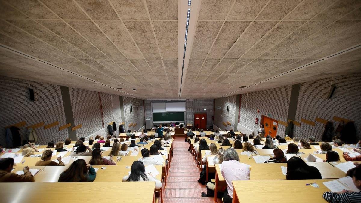 Imagen de archivo de un proceso selectivo de la Junta celebrado en la Universidad de León.
