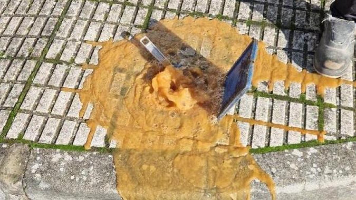 El agua estaba en malas condiciones todavía ayer.