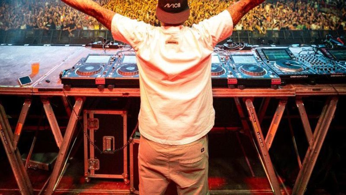 Está acostumbrado a grandes multitudes en sus sesiones.