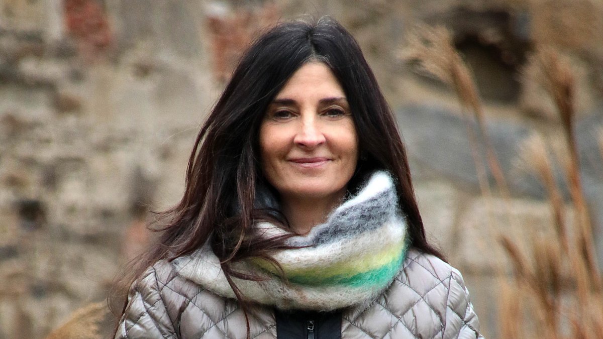 La periodista leonesa Cristina Fanjul publica su primera novela, 